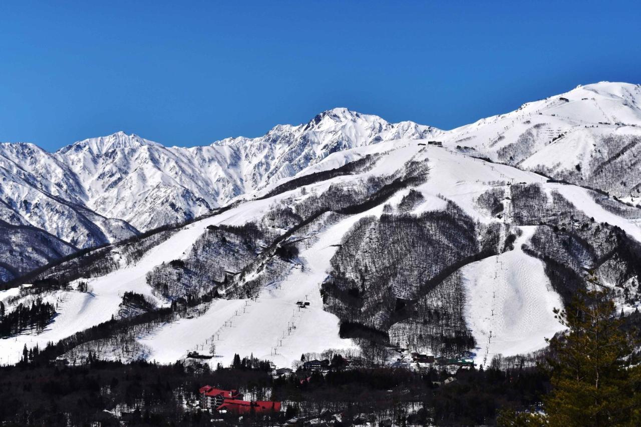 Hotel La Neige Honkan Hakuba Exterior photo